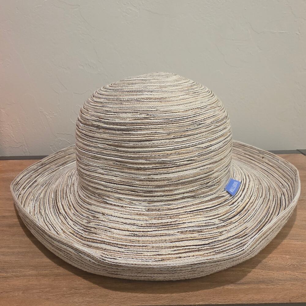 Wallaroo Sydney Sun Hat Women Light Brown UPF 30+ Wide Brim Poly Braid NWT